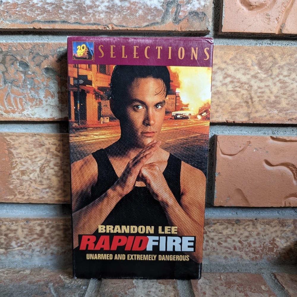 ** 4/$25 VHS ** Rapid Fire (VHS, 1992) Vintage - 90's - Retro - Good Used Cond